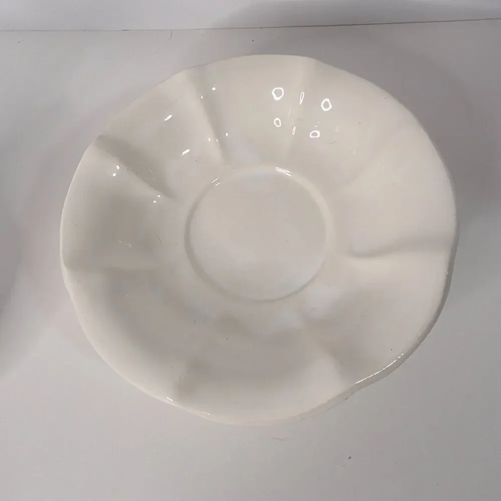 Vintage McCoy USA White Pottery cottagecore Pitcher Wash Basin Set Heart Handle